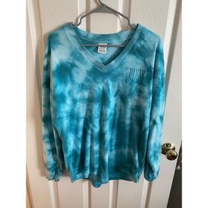 VS PINK Long Sleeve Top